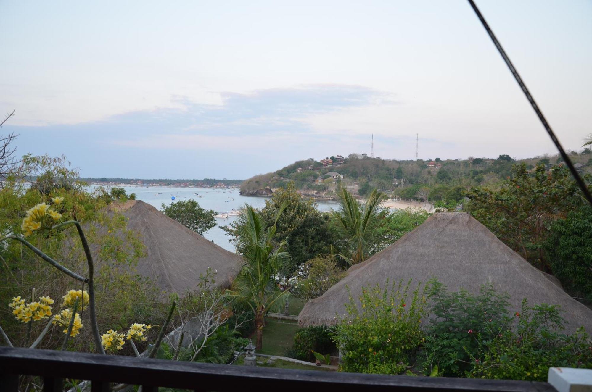 Tamarind Beach Bungalow Lembongan Habitación foto